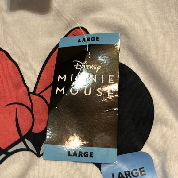 NWT Large Minnie Mouse top with embroidery - Picture 7 of 7